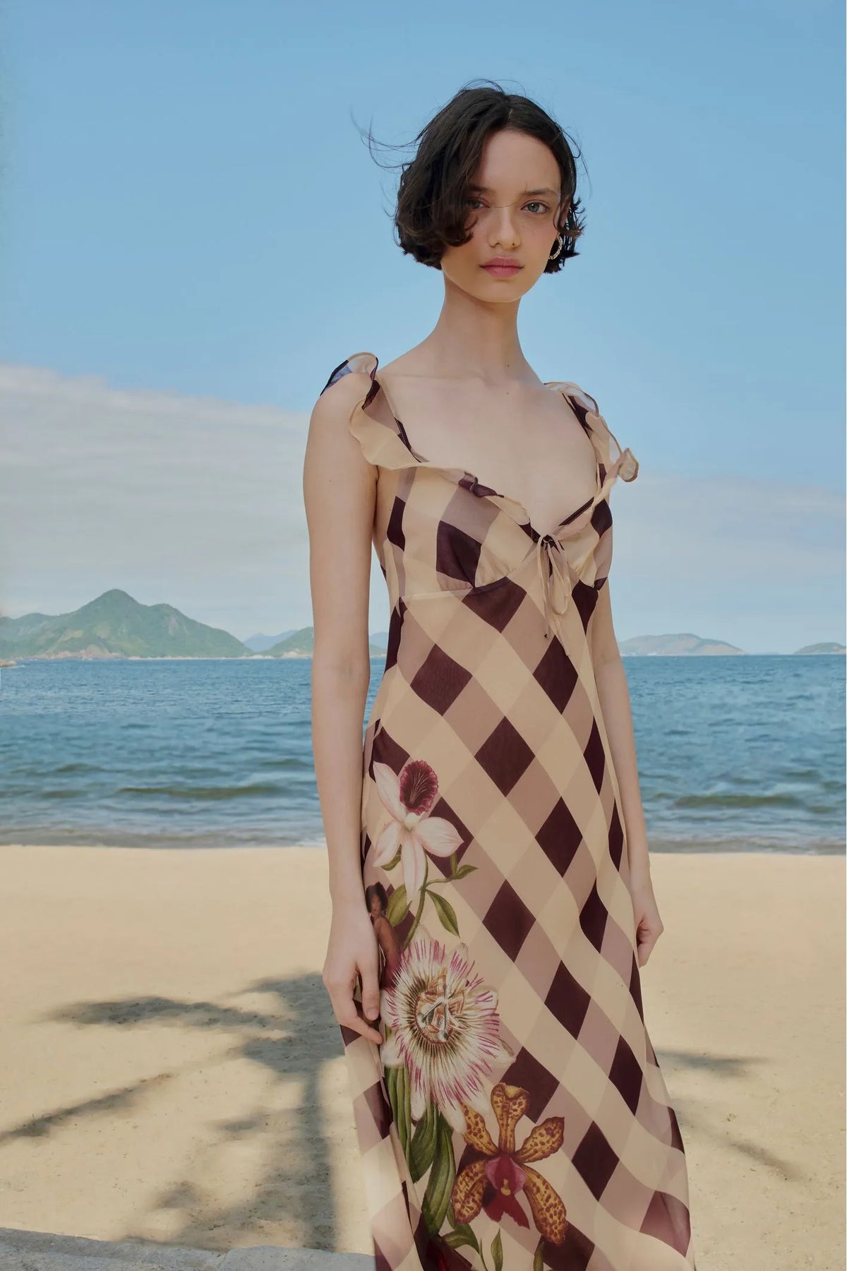 FARM Rio |Vestido Midi Xadrez Romântico