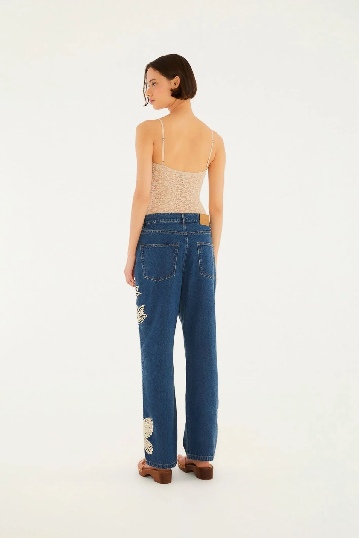 FARM Rio |  Calça Jeans Bordado Guipure