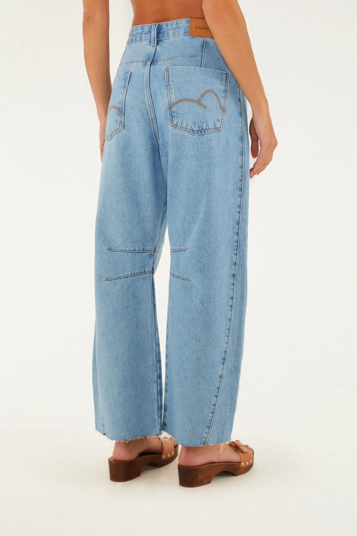 FARM Rio | Calça Jeans Barrel Bordado Antúrio