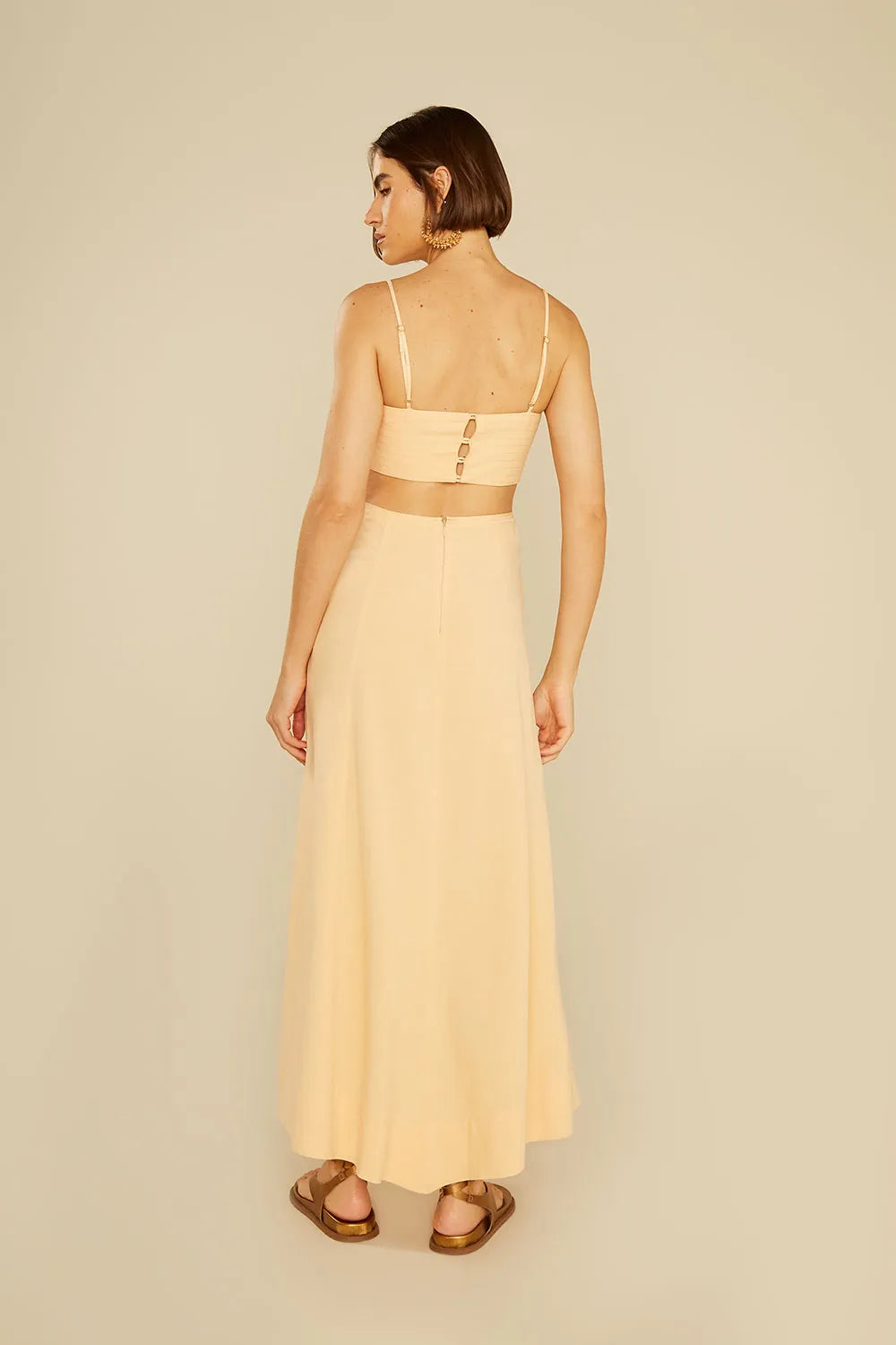 Vestido busto pespontos  OhBoy