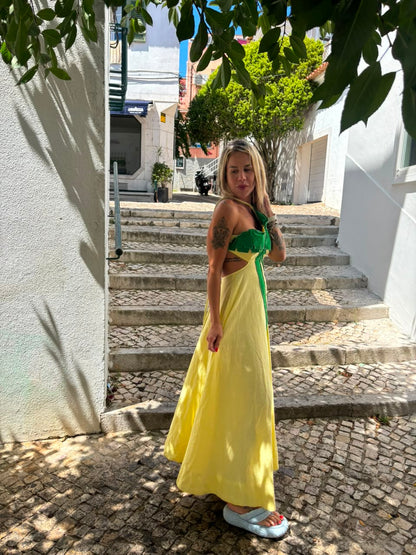 VESTIDO BANANA CUTWORK