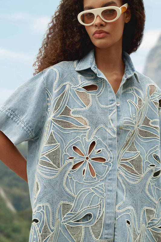 Camisa Jeans Bordada Sea Desire