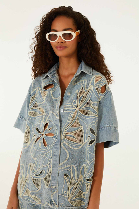 Camisa Jeans Bordada Sea Desire