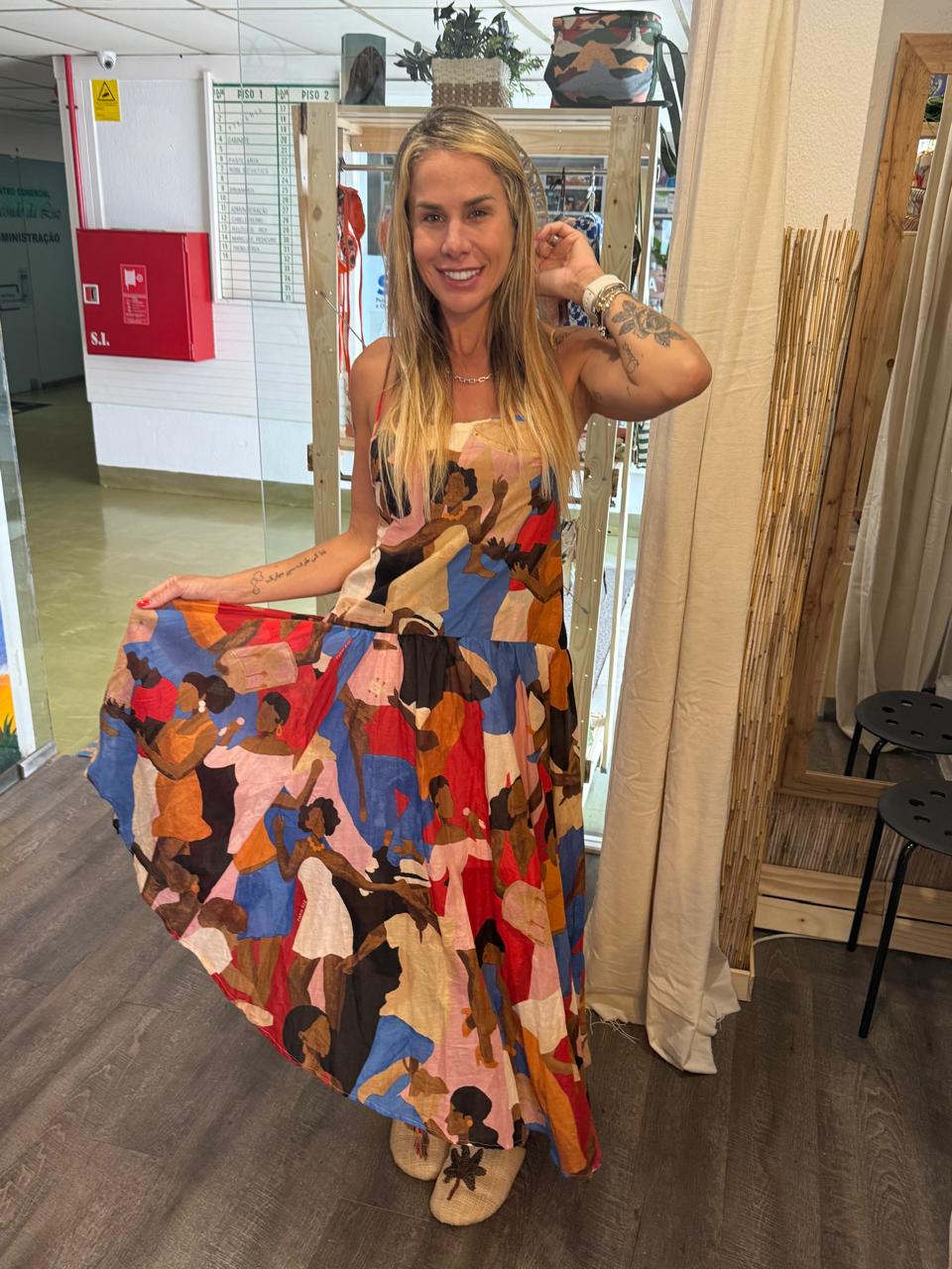 Vestido FARM  Alcinhas Estampado Samba No Pé