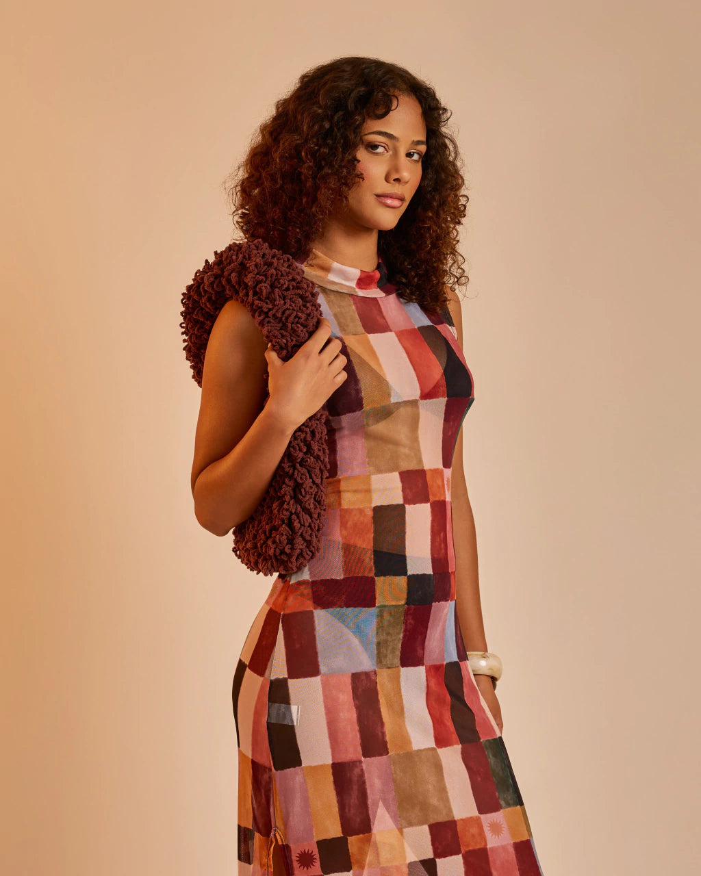 Vestido Gola Alta Tule Mosaico