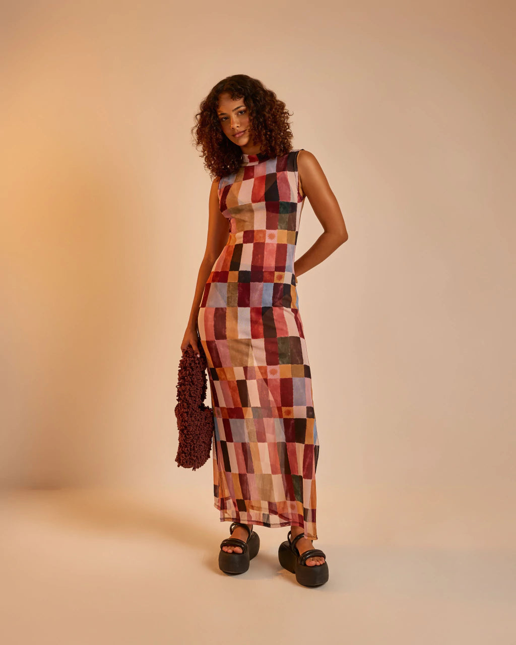 Vestido Gola Alta Tule Mosaico