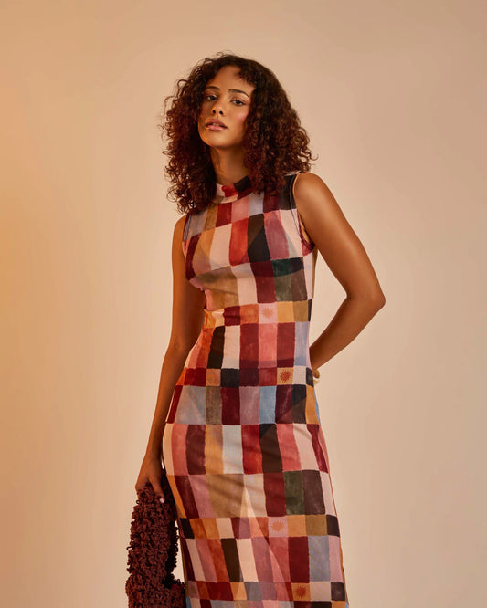 Vestido Gola Alta Tule Mosaico